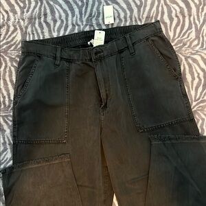 aerie Black Ankle Cropped Pants